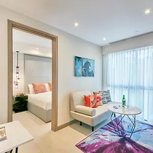 Aparthotel Oakwood *****