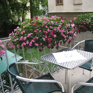 Pension Ani-Falstaff 3*, Wiedeń Austria